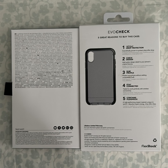 iPhone XR case - Picture 2 of 4